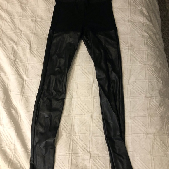Aritzia Wilfred Free Leather Leggings - Picture 1 of 3